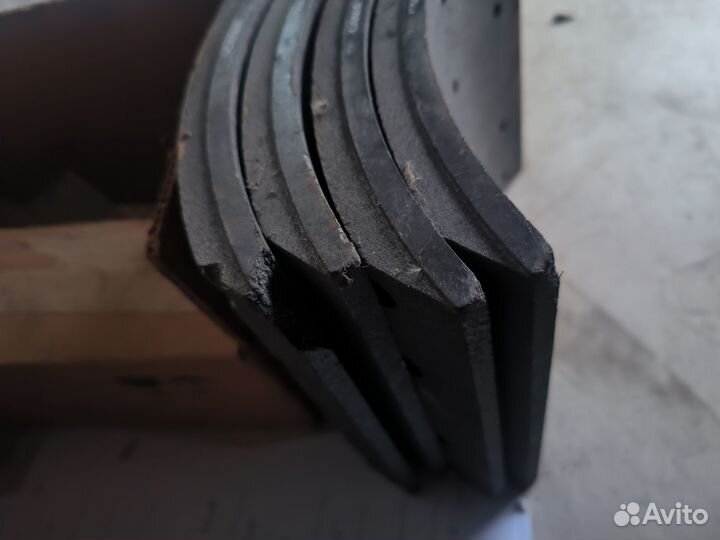 Тормозная накладка Scania 1516501