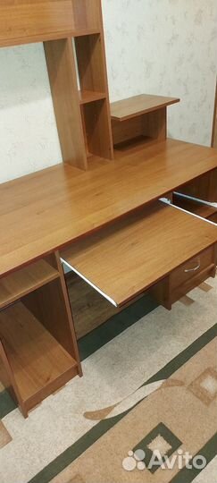 Компьютерный стол