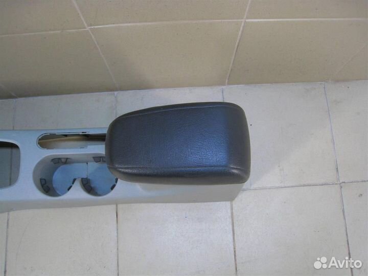 Консоль центральная с подлокотником KIA Cerato (L