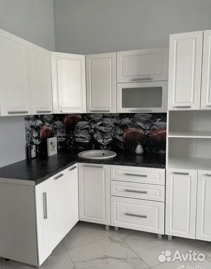 Кухонный гарнитур угловой мдф 1,40х2,20