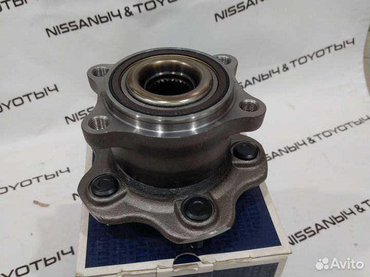 Ступица задняя новая на Nissan Teana J32