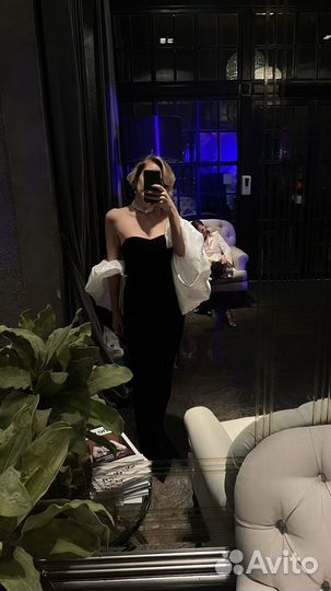 Вечернее черное платье в пол