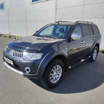 Mitsubishi Pajero Sport 2.5 AT, 2013, 282 000 км, с пробегом, цена 1 590 000 руб.