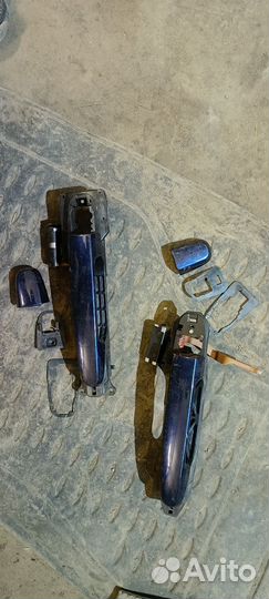 Ручка двери левая Тойота аурис