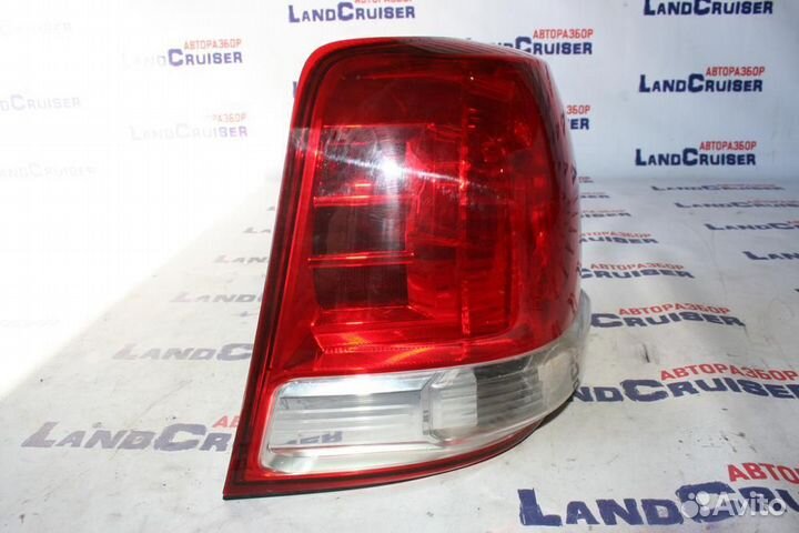 Фонарь задний наружный левый для Toyota Land Cruiser 2007