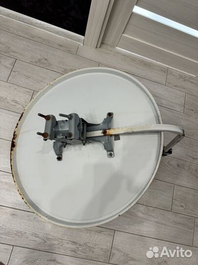 Антенна спутниковая