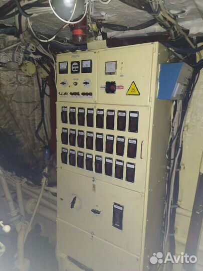 Прогулочное судно