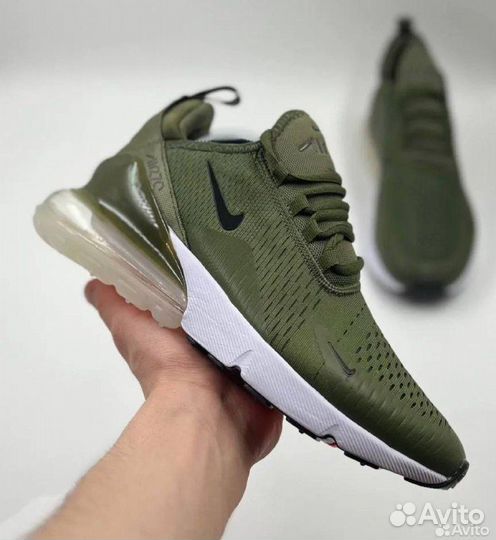 Nike air max 270 зелёные бел. подошва разм. 44