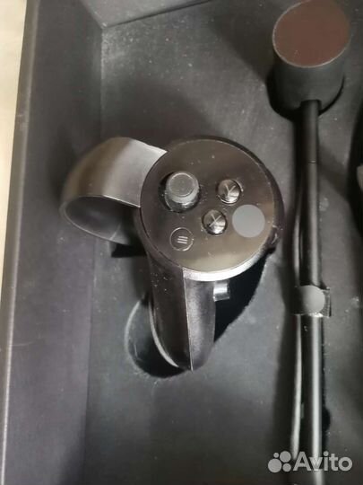 Шлем виртуальной реальности Oculus rift cv1