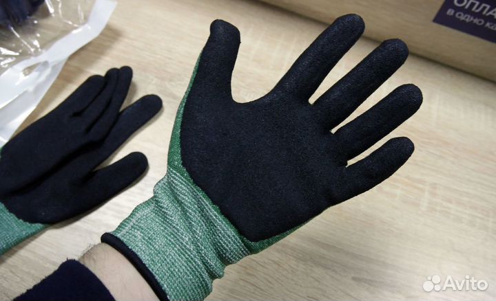 Перчатки Salvimar Dymax (1,5 мм, из дайнемы)