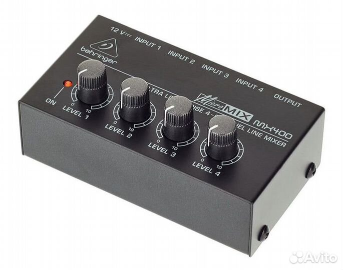 Микшерный пульт Behringer MX400