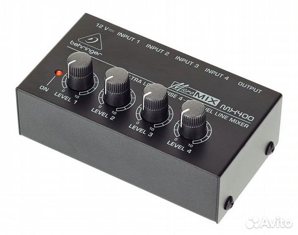 Микшерный пульт Behringer MX400