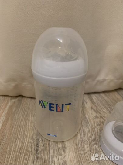 Молокоотсос ручной авент + бутылочка