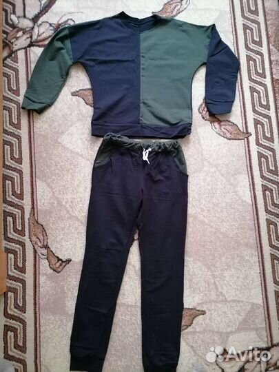Костюм женский
