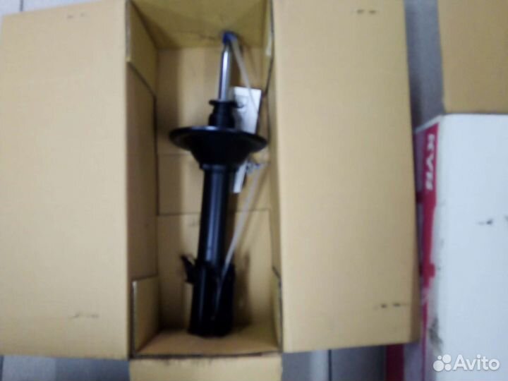 Амортизатор задний KYB 334109 Subaru