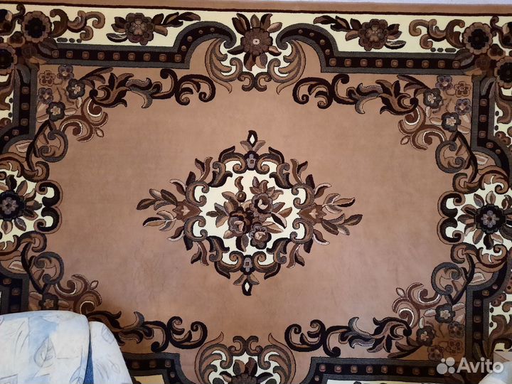 Ковер шерстяной