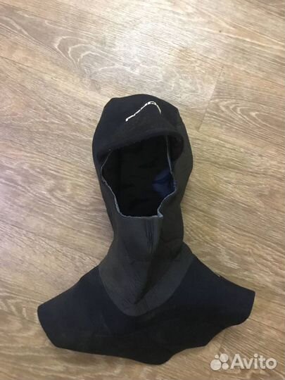 Сухой гидрокостюм для сёрфинга