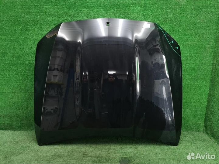 Капот Mercedes-Benz E-Class