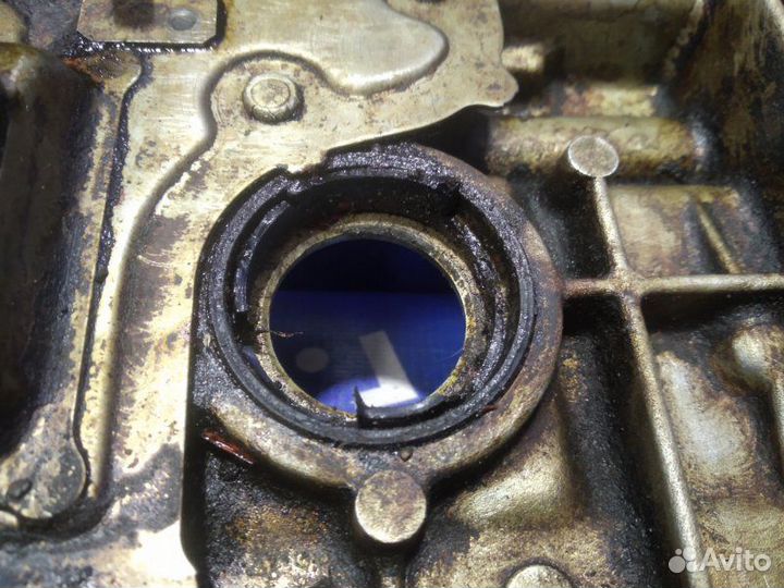 Клапанная крышка Toyota Camry Prominent 4VZ-FE