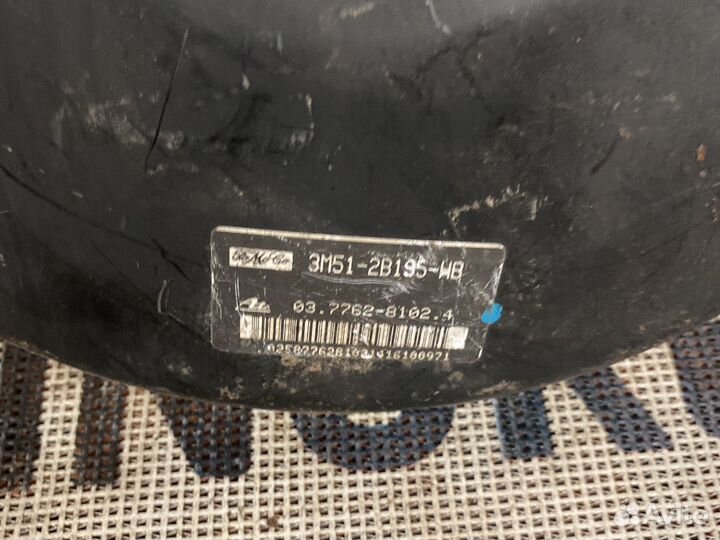 Тормозной вакуумник Ford Focus 2 6M512B195FB