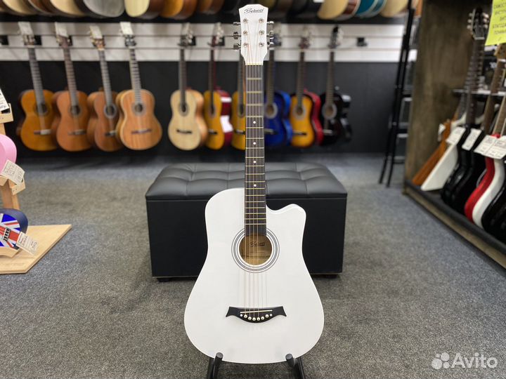 Гитара акустическая