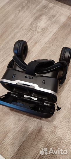 Vr очки с джойстиком