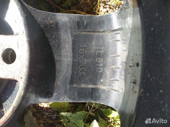 Продам резину с литыми дисками 245/70 R16 4 колеса