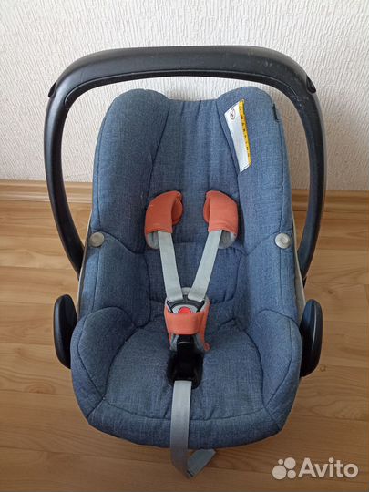 Детское автокресло от 0 maxi cosi