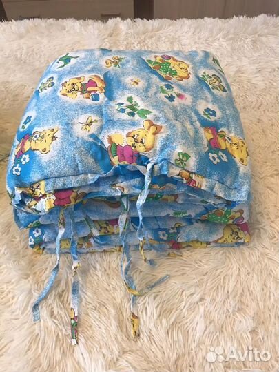 Бортики в кроватку новые