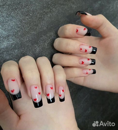 Мастер маникюра и педикюра