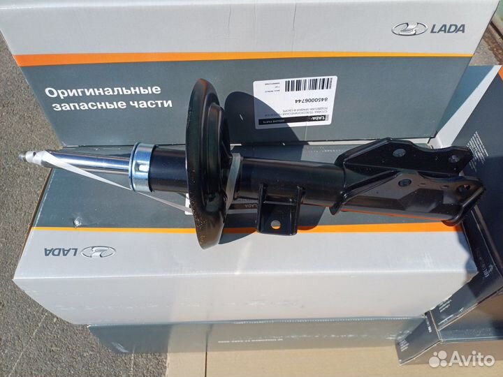 Стойка телескопическая передней подвески Веста