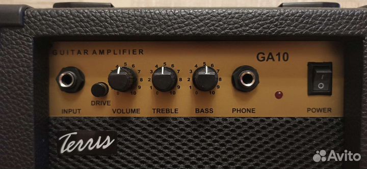 Комбоусилитель для электрогитары