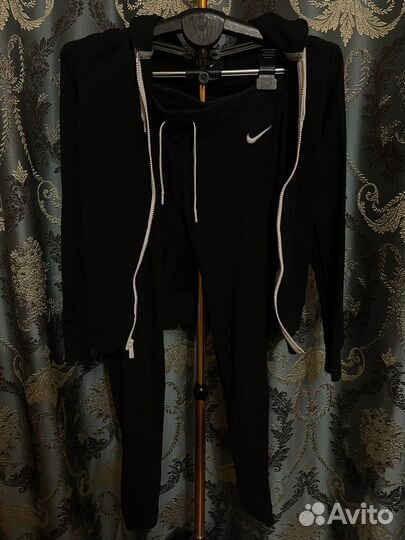 Спортивный костюм nike