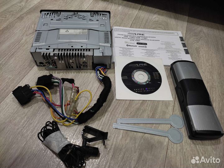 Магнитола с блютуз alpine ute 72bt