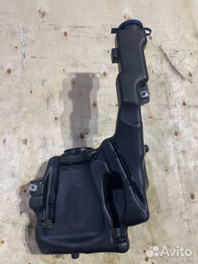 Бачок омывателя Mercedes-Benz C-Class W204 M272E25