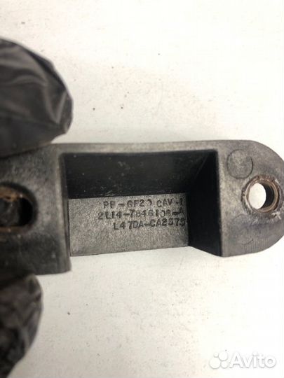 Заглушка Lincoln Navigator U228 5.4 triton 2005