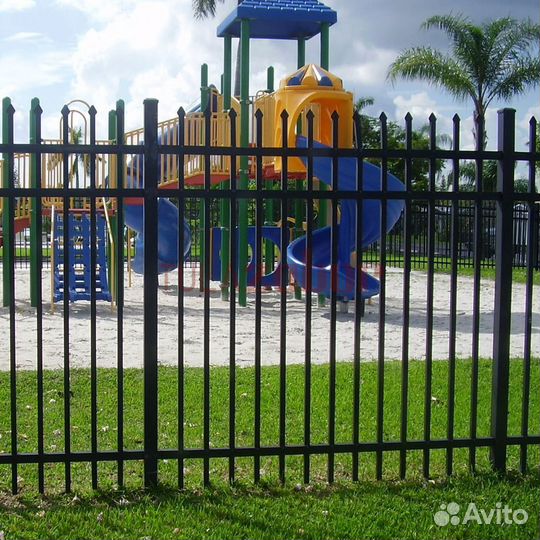 Забор металлический для детского сада в Плавске