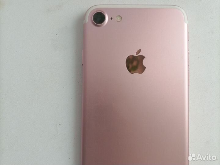 iPhone 7, 128 ГБ