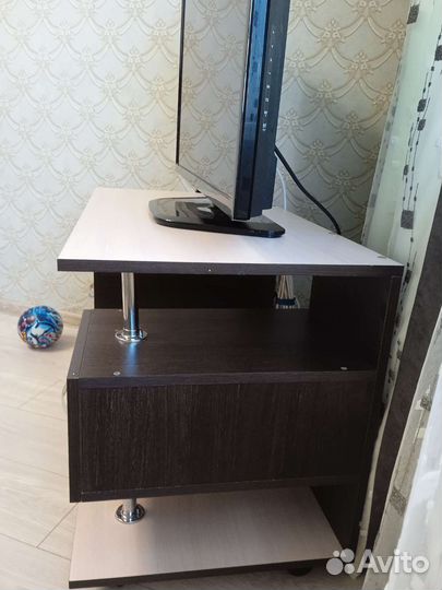 Тумба под тв