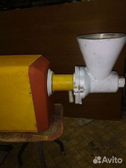 Мясорубка, измельчитель