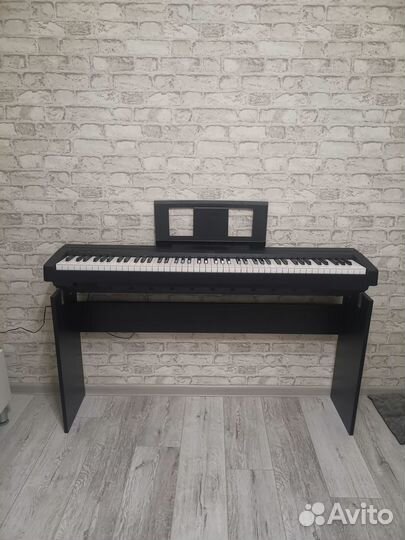 Yamaha P-45B