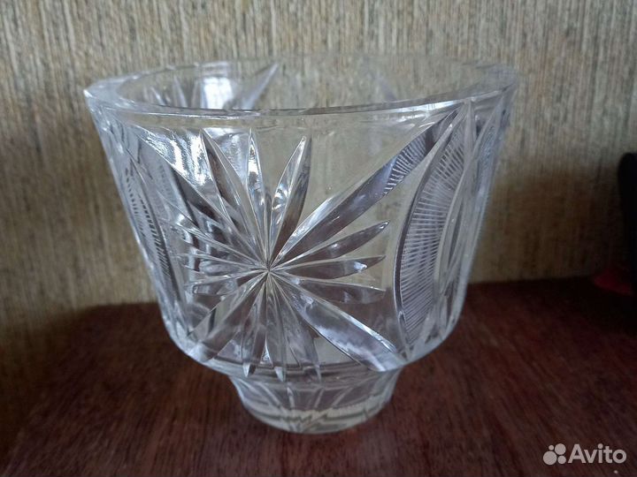 Хрустальные вазы