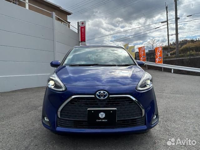 Toyota Sienta 1.5 CVT, 2021, 23 000 км