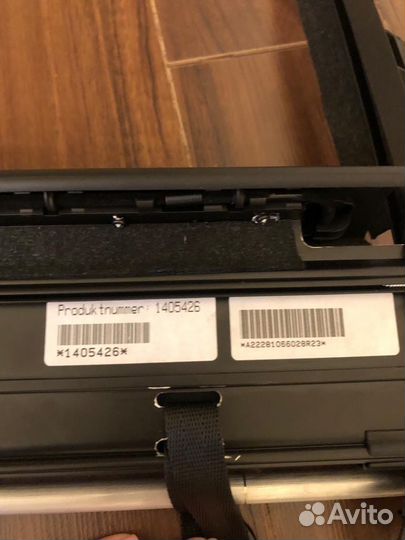 Шторка стекла двери Mercedes