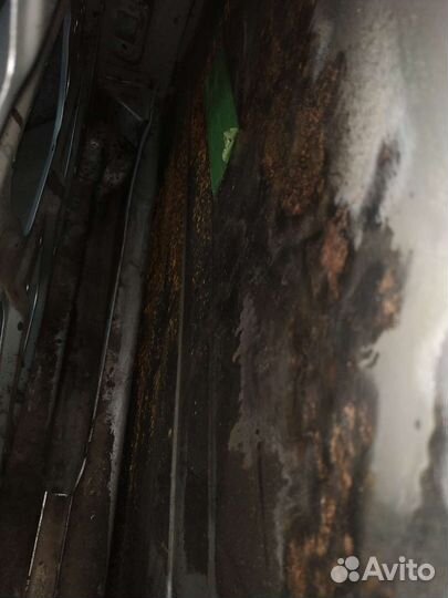 Задняя правая дверь Калина 2 универсал