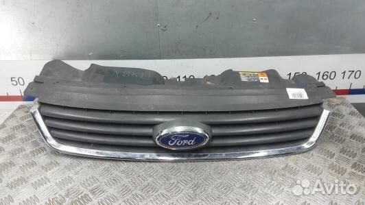 Решетка радиатора ford kuga 1 (XUK21QF01)