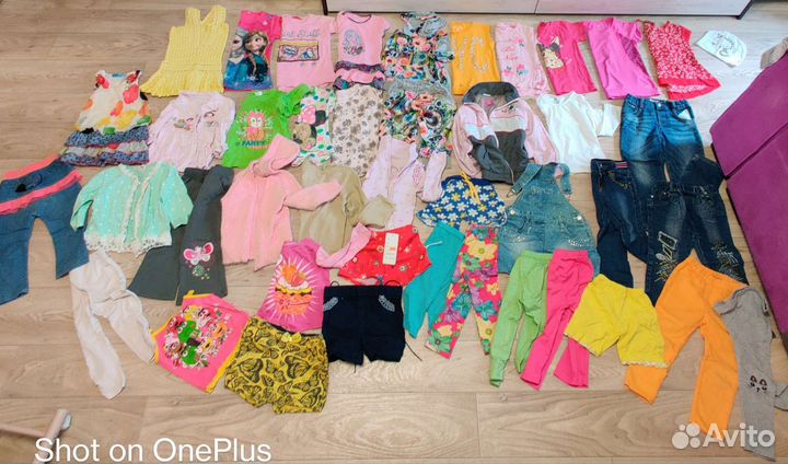 Одежда для девочки пакетом 110-116