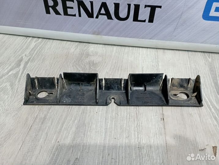Кронштейн крепление бампера Renault symbol Прав