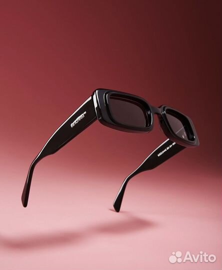 Солнцезащитные очки monochrome