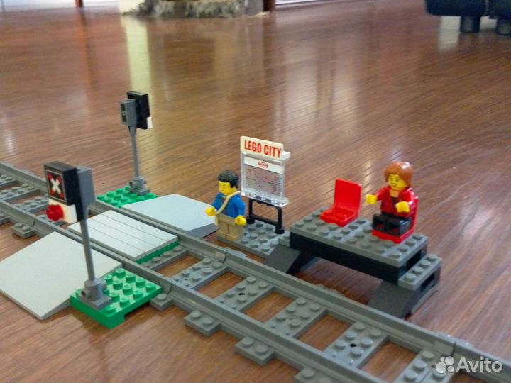 Lego city поезд